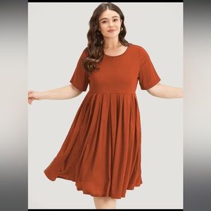 Supersoft Essentials Solid Pleated Round Neck Midi Dress